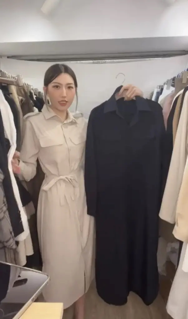 燈芯絨拍鈕短連身裙